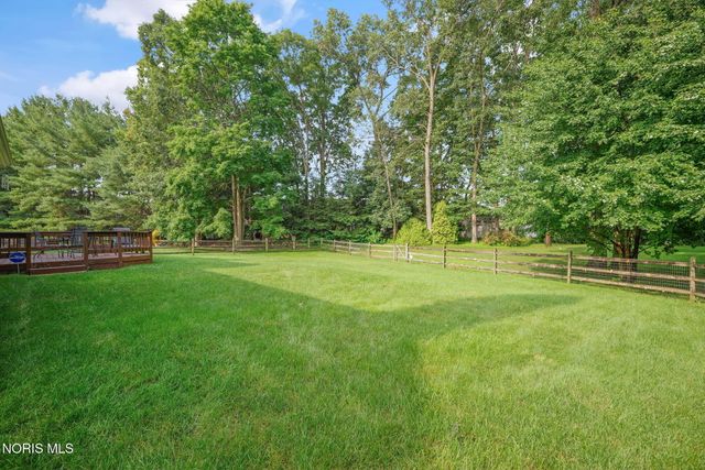 8937 Sycamore Trail, Sylvania, OH 43560