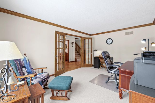 8937 Sycamore Trail, Sylvania, OH 43560
