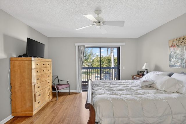 1642 N 15th Terrace, Hollywood, FL 33020