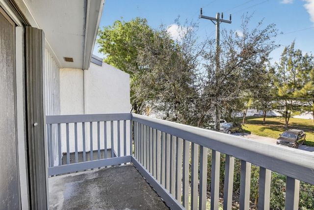 1642 N 15th Terrace, Hollywood, FL 33020