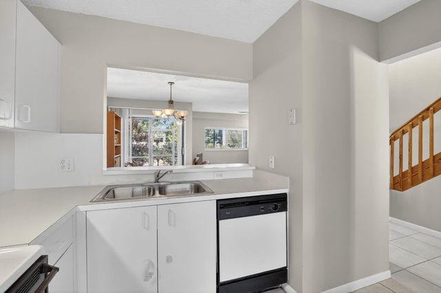 1642 N 15th Terrace, Hollywood, FL 33020