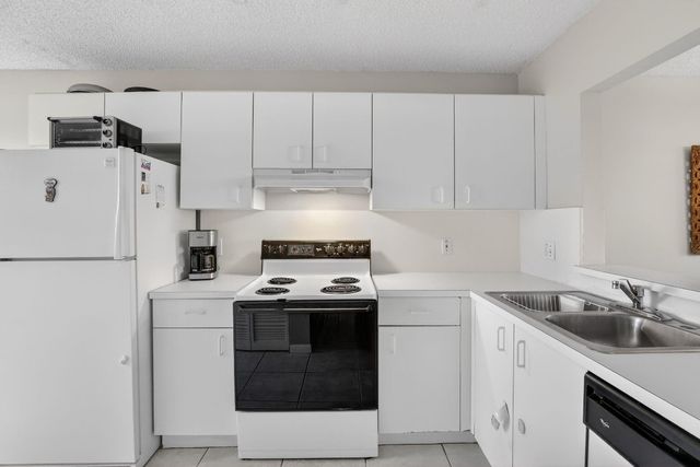 1642 N 15th Terrace, Hollywood, FL 33020