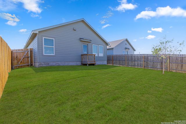 1003 Landon Ridge, San Antonio, TX 78253