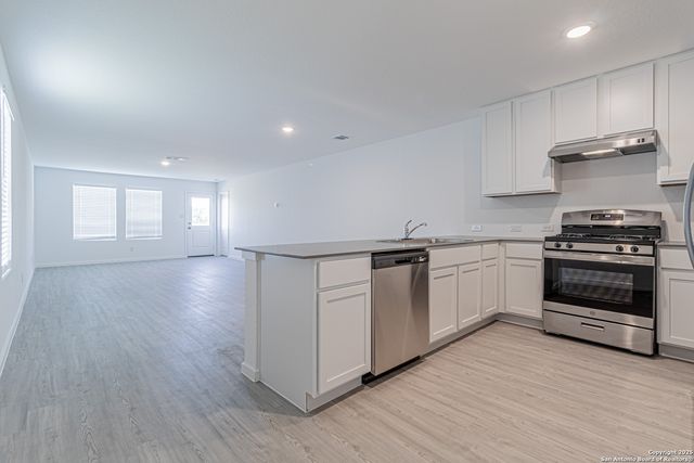 1003 Landon Ridge, San Antonio, TX 78253