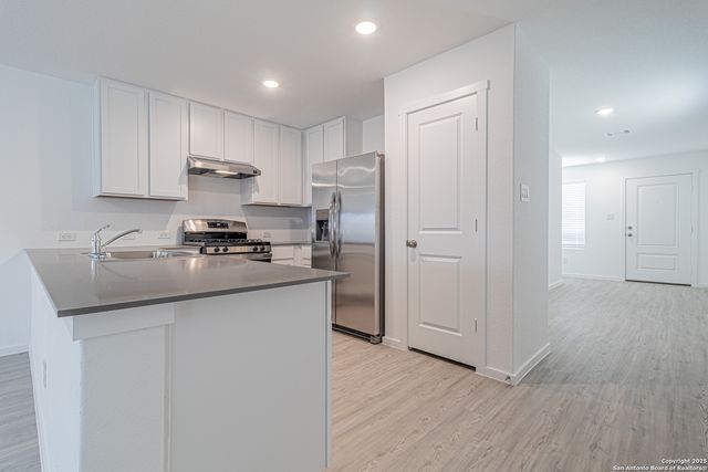 1003 Landon Ridge, San Antonio, TX 78253