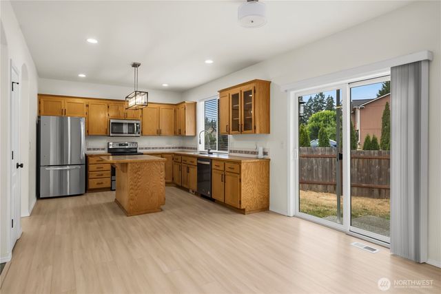 11117 132nd Street Ct E, Puyallup, WA 98374