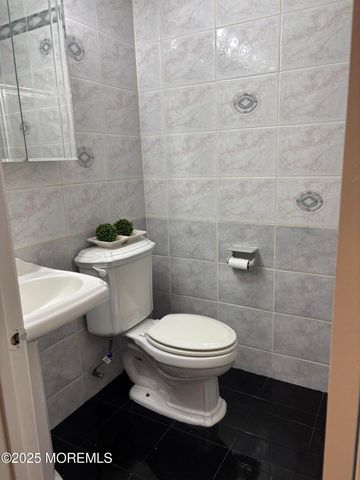 481 Hawthorne Place, Morganville, NJ 07751