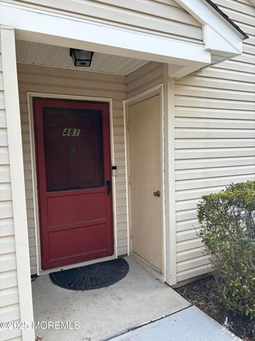 481 Hawthorne Place, Morganville, NJ 07751