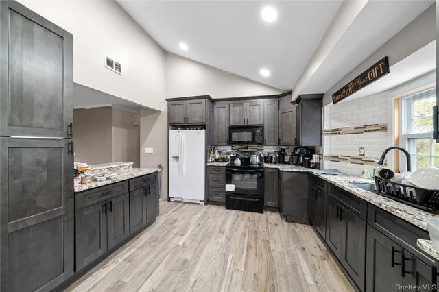 2501 Rose Place, Westbury, NY 11590