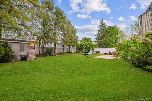 2501 Rose Place, Westbury, NY 11590