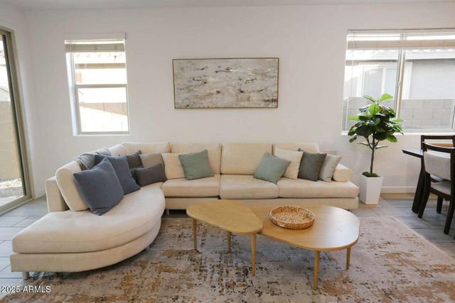 3836 S 64TH Drive, Phoenix, AZ 85043