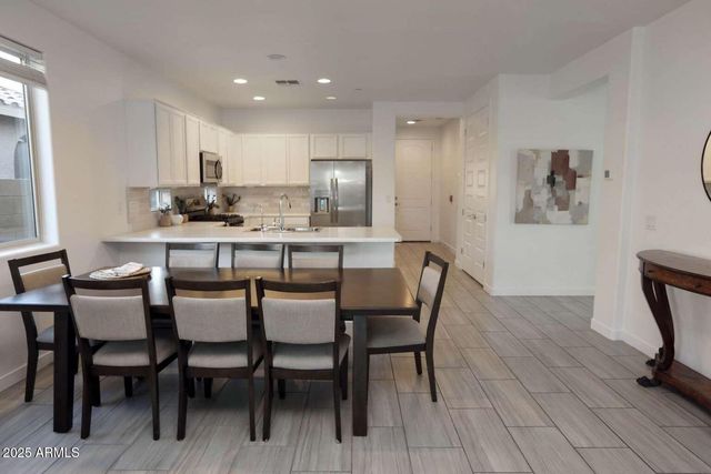 3836 S 64TH Drive, Phoenix, AZ 85043