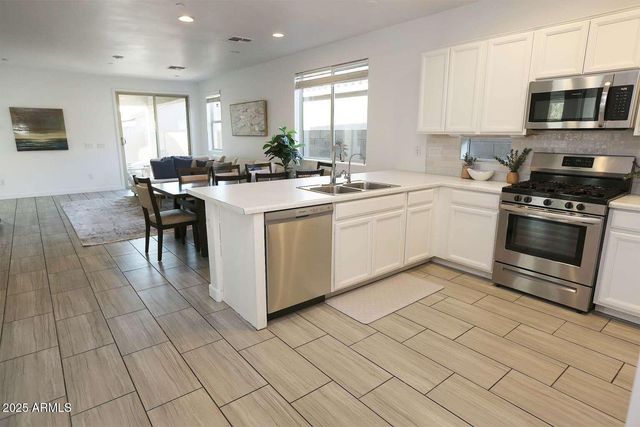 3836 S 64TH Drive, Phoenix, AZ 85043