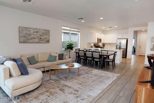 3836 S 64TH Drive, Phoenix, AZ 85043