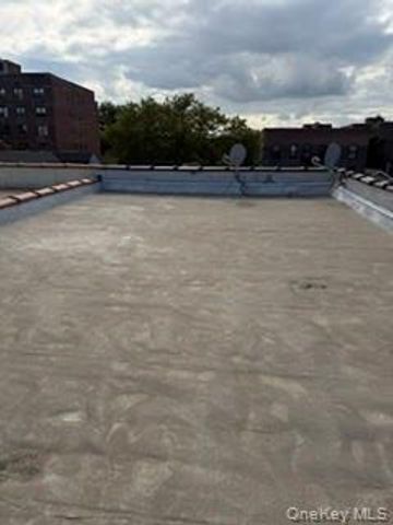 41-26 74th ST, Elmhurst, NY 11373