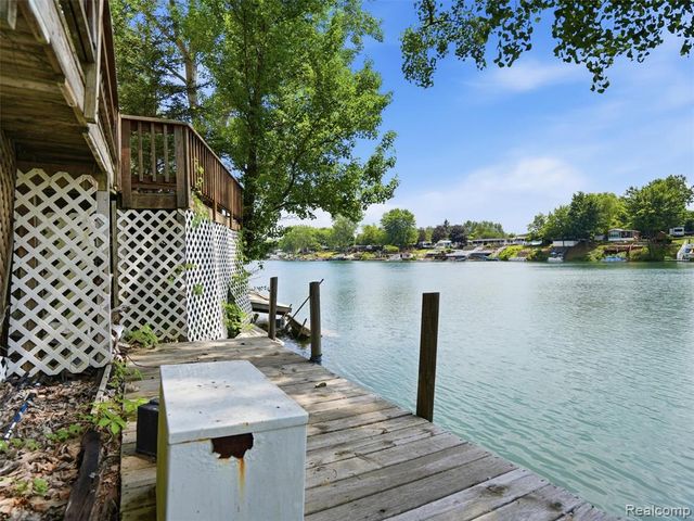 10001 Goodall Road 328, Durand, MI 48429