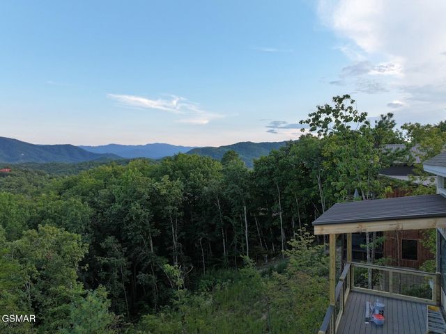 4420 Stackstone Road, Sevierville, TN 37862