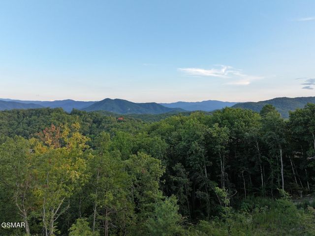 4420 Stackstone Road, Sevierville, TN 37862