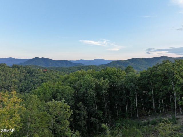 4420 Stackstone Road, Sevierville, TN 37862