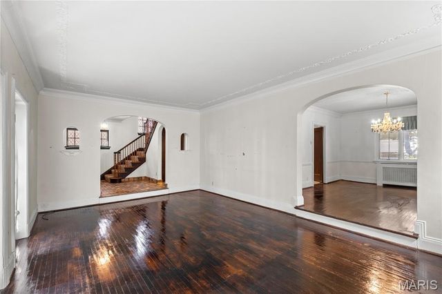 73 Arundel Place, Clayton, MO 63105