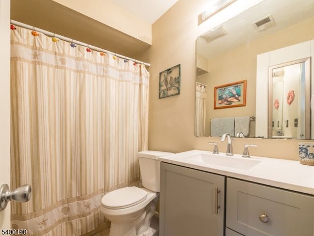 303 Arsdale Ter 303, Union Twp., NJ 07083