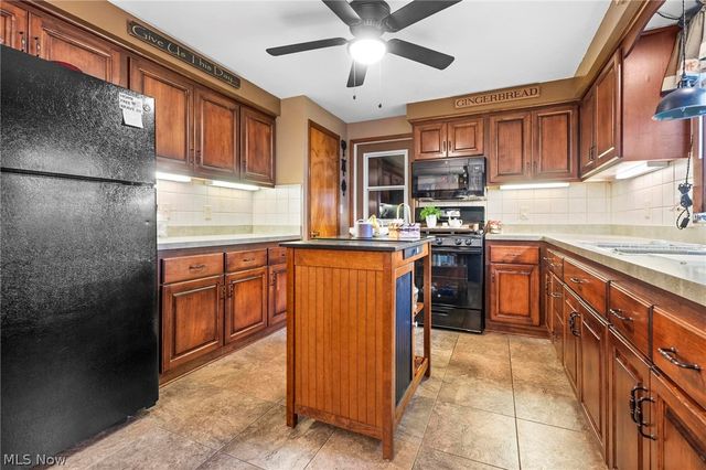 4401 Forest Hill Drive, Lorain, OH 44053