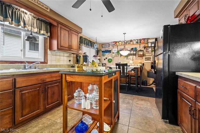 4401 Forest Hill Drive, Lorain, OH 44053