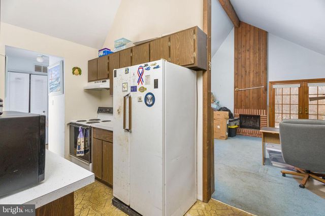 16 GREENFIELD DRIVE, Allentown, NJ 08501