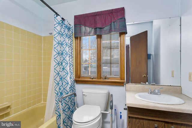 16 GREENFIELD DRIVE, Allentown, NJ 08501