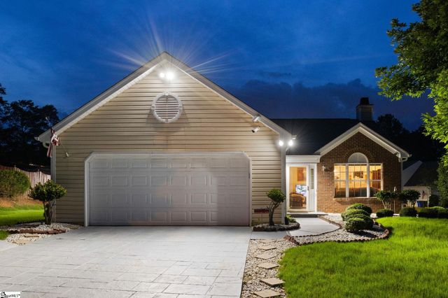 175 Bonnie Woods Drive, Greenville, SC 29605