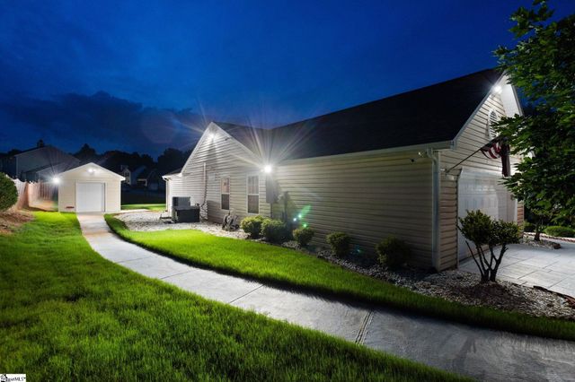 175 Bonnie Woods Drive, Greenville, SC 29605
