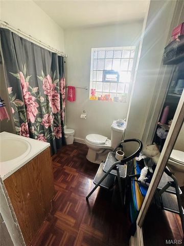 3724 Bamberger Avenue, St Louis, MO 63116
