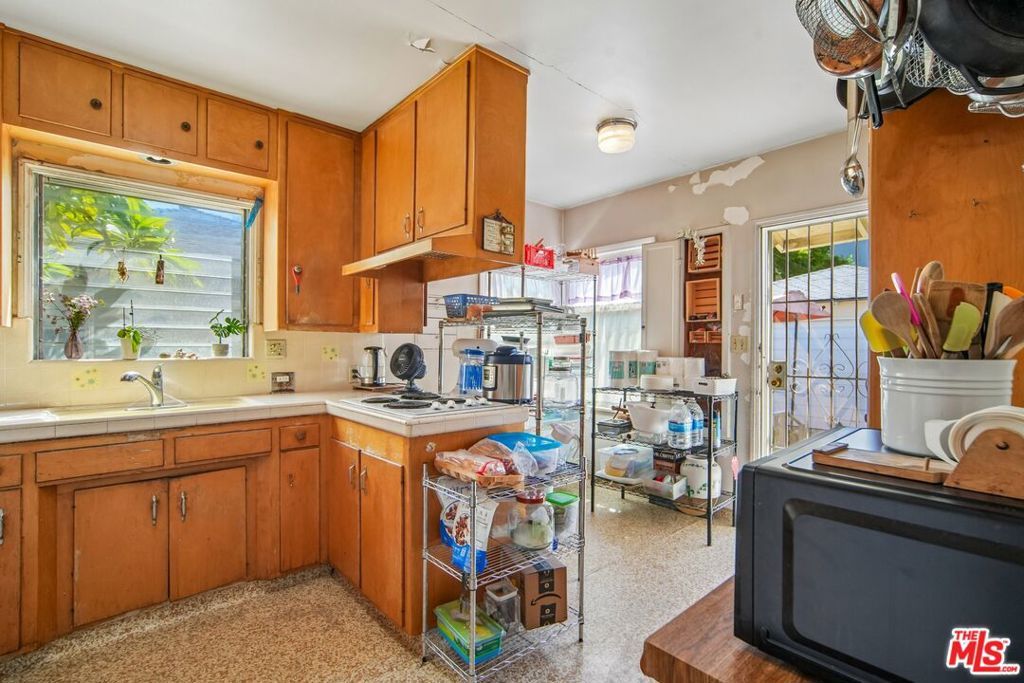 555 S Helena Street, Anaheim, CA 92805 — photo 5