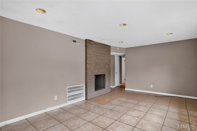 1126 Haley Avenue, St Louis, MO 63121