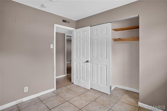 1126 Haley Avenue, St Louis, MO 63121