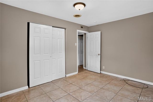 1126 Haley Avenue, St Louis, MO 63121