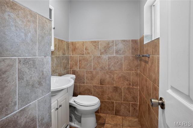 1126 Haley Avenue, St Louis, MO 63121