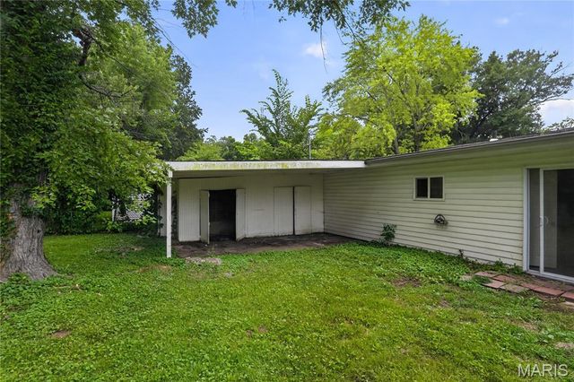 1126 Haley Avenue, St Louis, MO 63121