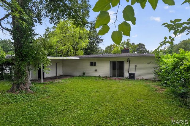 1126 Haley Avenue, St Louis, MO 63121
