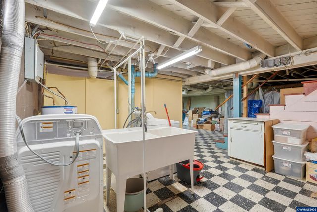 3411 SE 69th Av, Portland, OR 97206