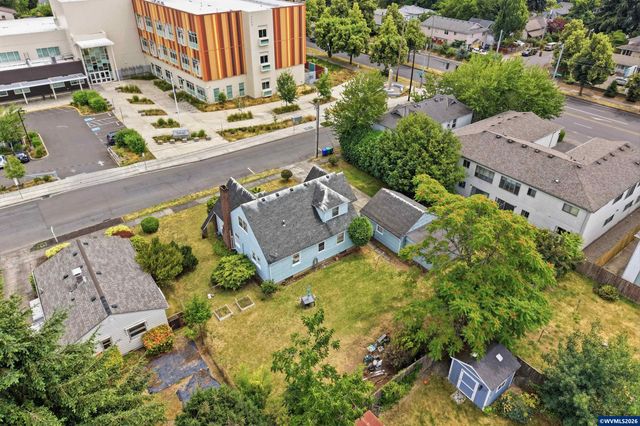 3411 SE 69th Av, Portland, OR 97206