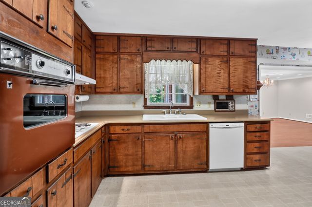 4224 Wheaton Lane, Clarkston, GA 30021
