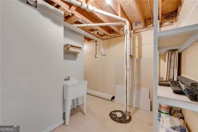 4211 Edgeworth Drive, Flowery Branch, GA 30542