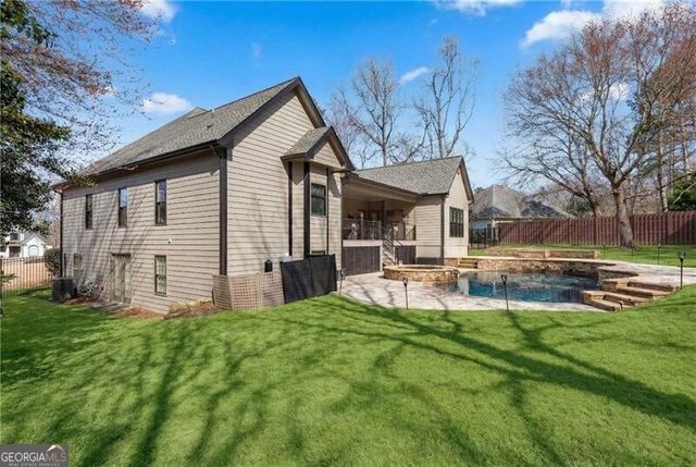 4211 Edgeworth Drive, Flowery Branch, GA 30542