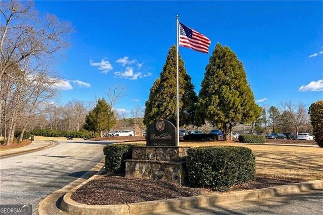 4211 Edgeworth Drive, Flowery Branch, GA 30542