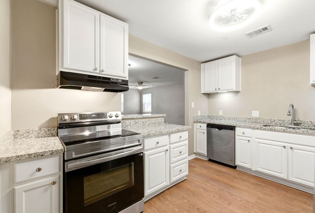509 Ward Road, Baytown, TX 77520
