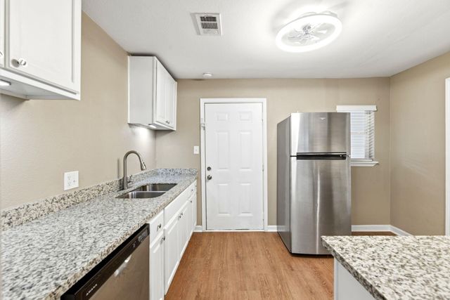 509 Ward Road, Baytown, TX 77520