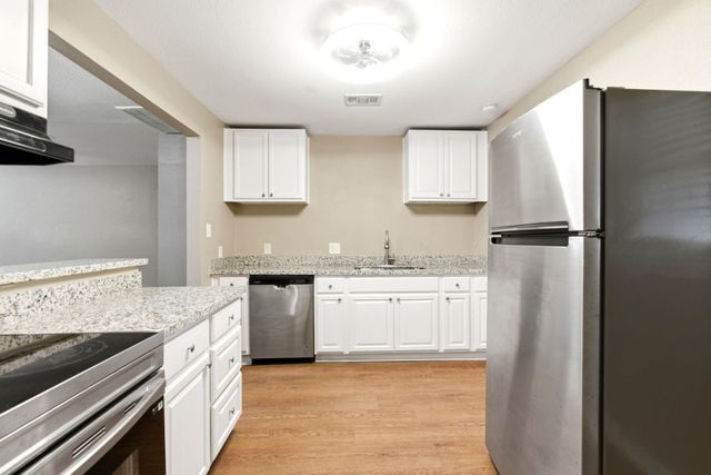 509 Ward Road, Baytown, TX 77520