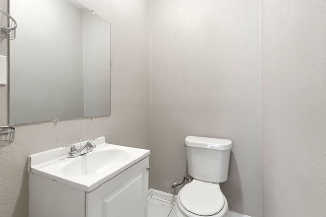 509 Ward Road, Baytown, TX 77520