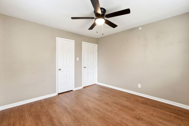 509 Ward Road, Baytown, TX 77520